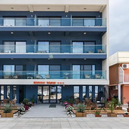 アパート Emerald - Belona エフォリエ・ノルド